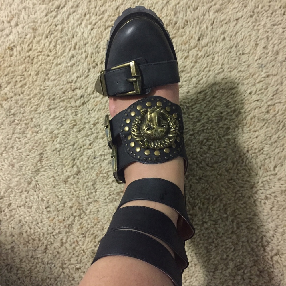 Jeffrey Campbell Mynt buckle sandals